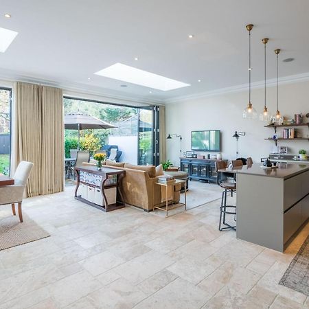 Breathtaking Putney Home With Gorgeous Garden Richmond  Zewnętrze zdjęcie