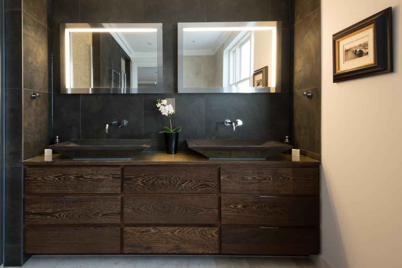 Breathtaking Putney Home With Gorgeous Garden Richmond  Zewnętrze zdjęcie