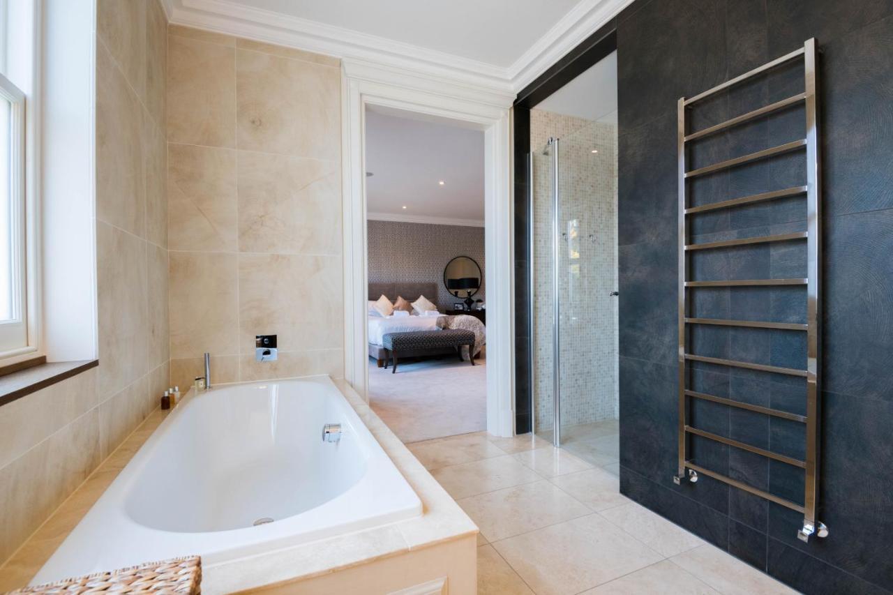 Breathtaking Putney Home With Gorgeous Garden Richmond  Zewnętrze zdjęcie