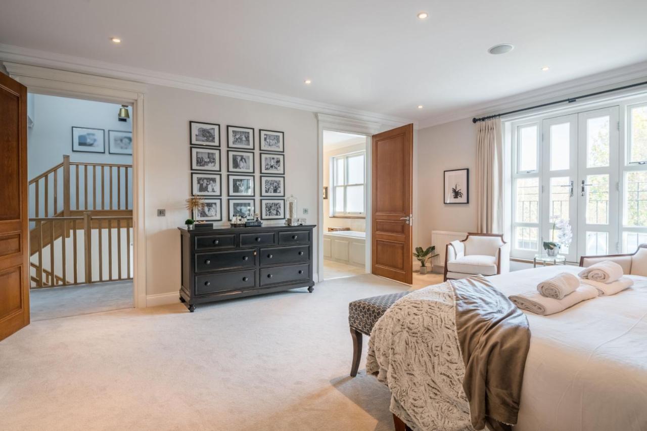 Breathtaking Putney Home With Gorgeous Garden Richmond  Zewnętrze zdjęcie