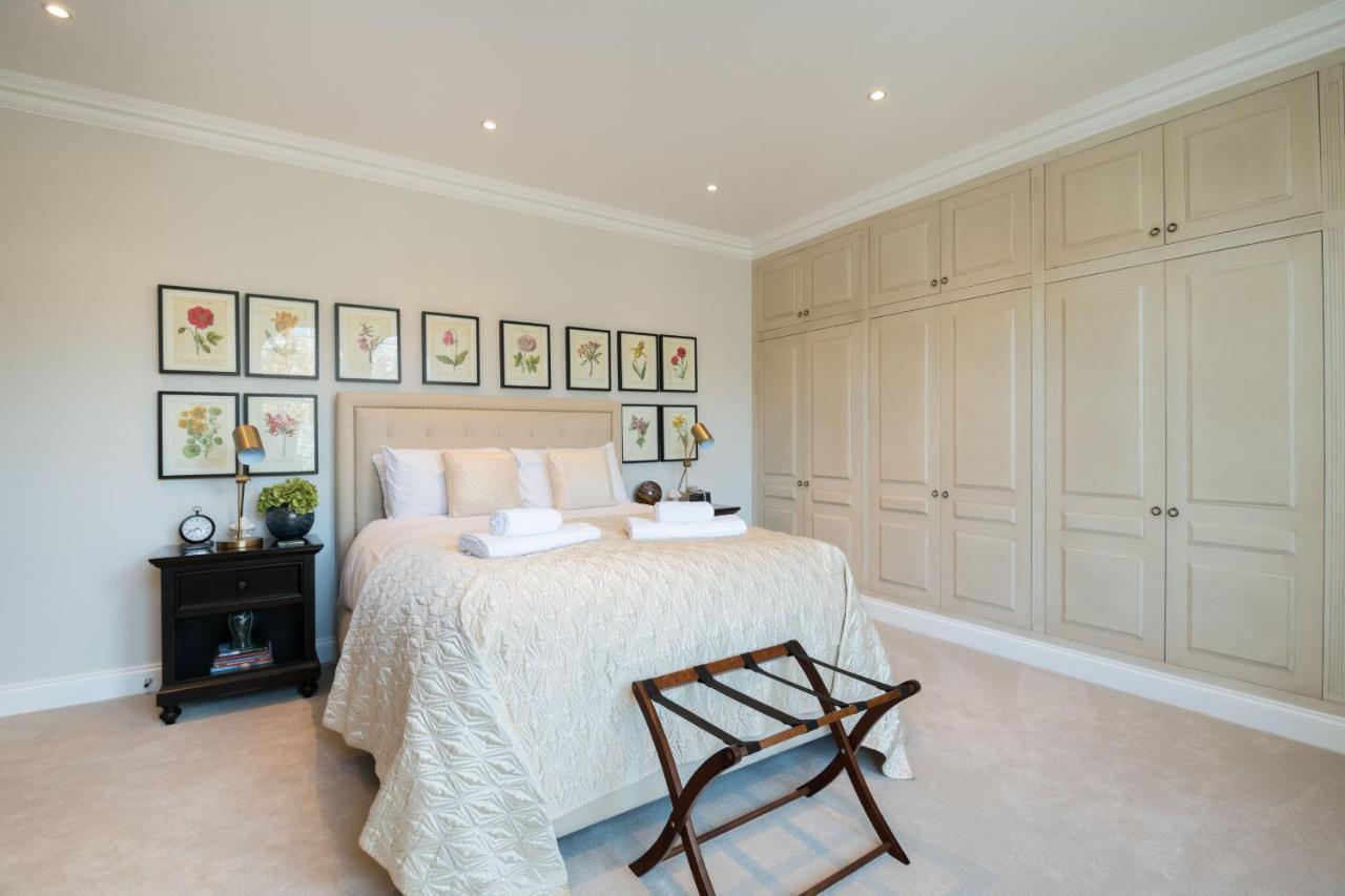 Breathtaking Putney Home With Gorgeous Garden Richmond  Zewnętrze zdjęcie