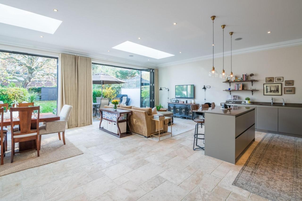 Breathtaking Putney Home With Gorgeous Garden Richmond  Zewnętrze zdjęcie