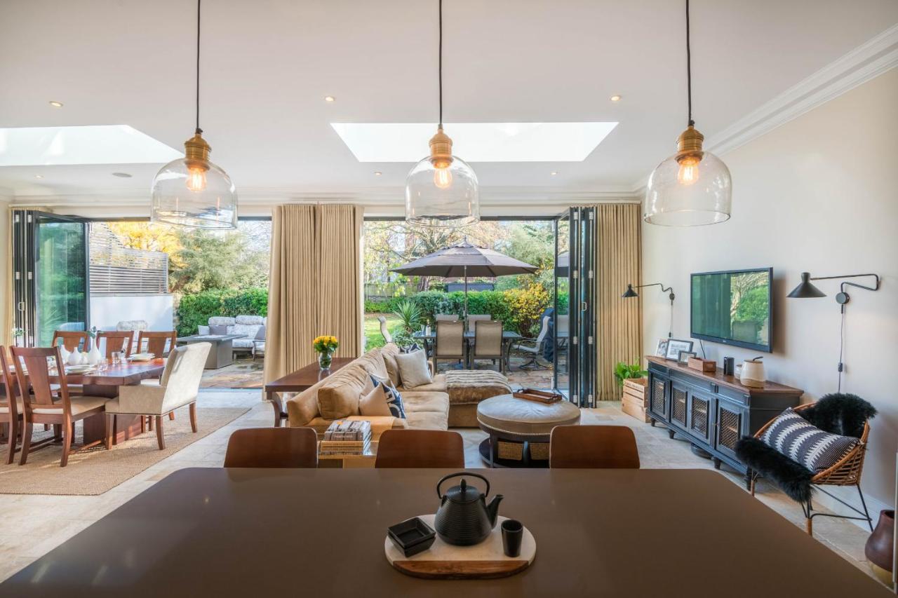 Breathtaking Putney Home With Gorgeous Garden Richmond  Zewnętrze zdjęcie