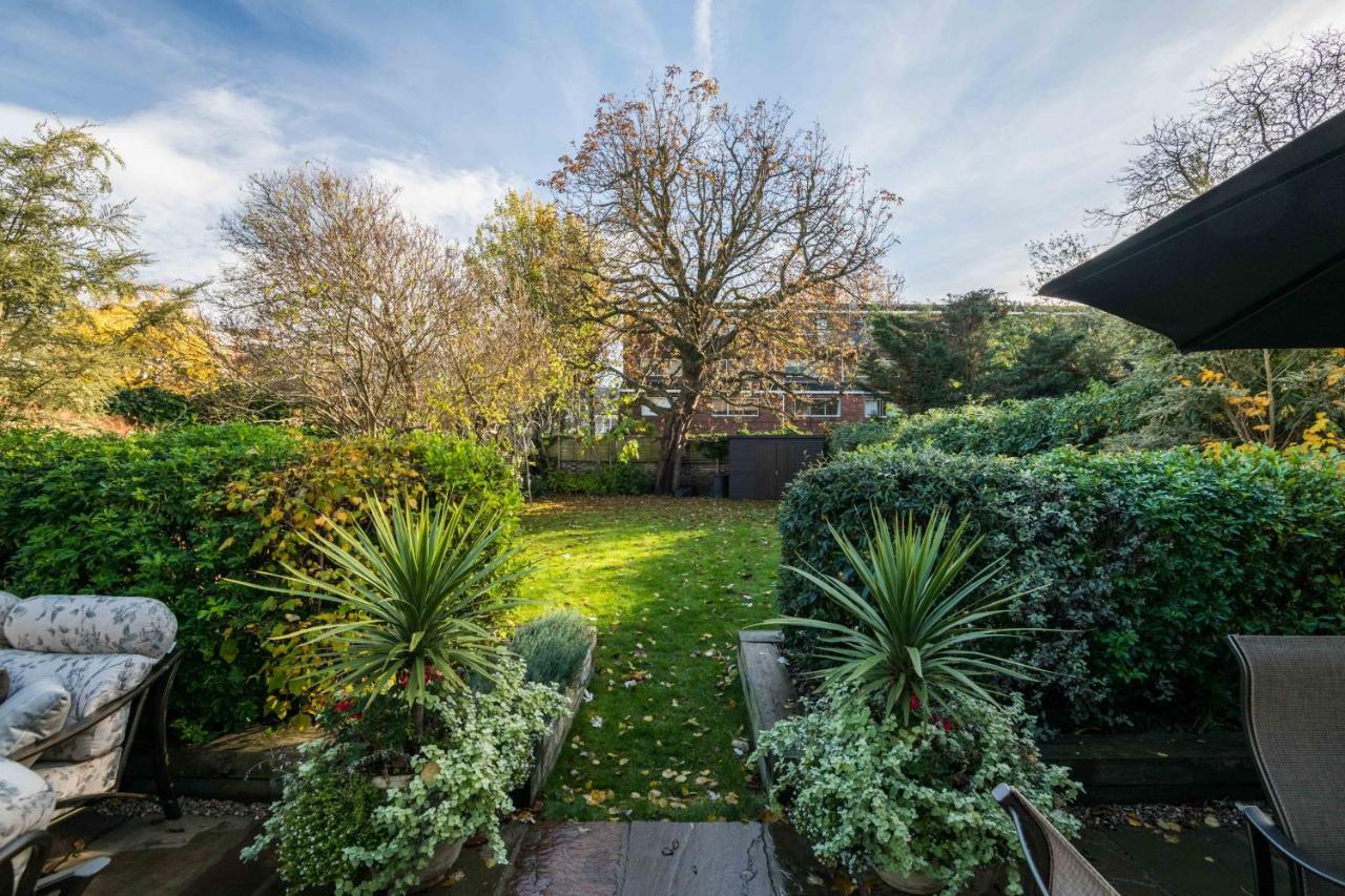 Breathtaking Putney Home With Gorgeous Garden Richmond  Zewnętrze zdjęcie