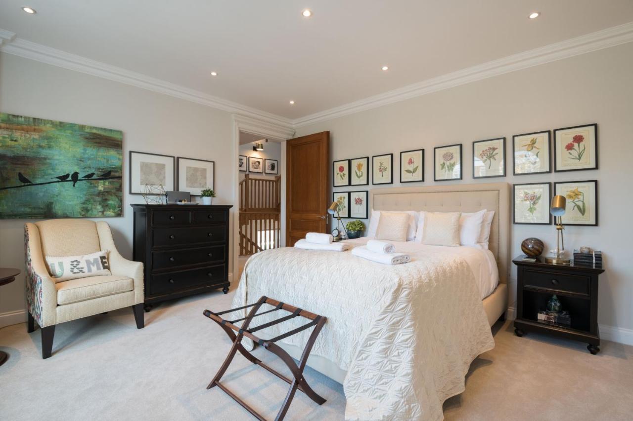 Breathtaking Putney Home With Gorgeous Garden Richmond  Zewnętrze zdjęcie