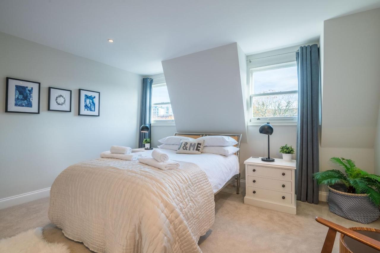 Breathtaking Putney Home With Gorgeous Garden Richmond  Zewnętrze zdjęcie